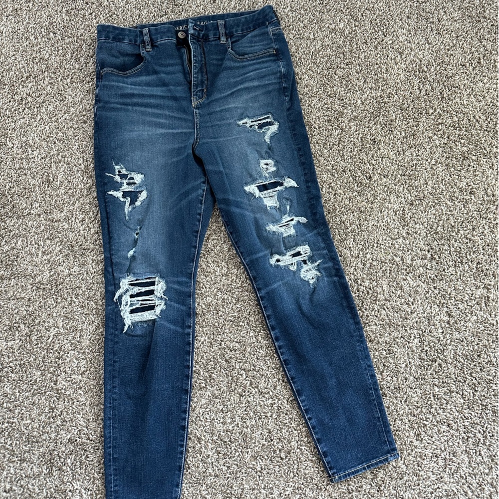 Skinny ripped jeans